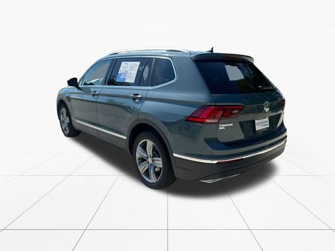 Used 2021 Volkswagen Tiguan SEL AWD/4WD image 6