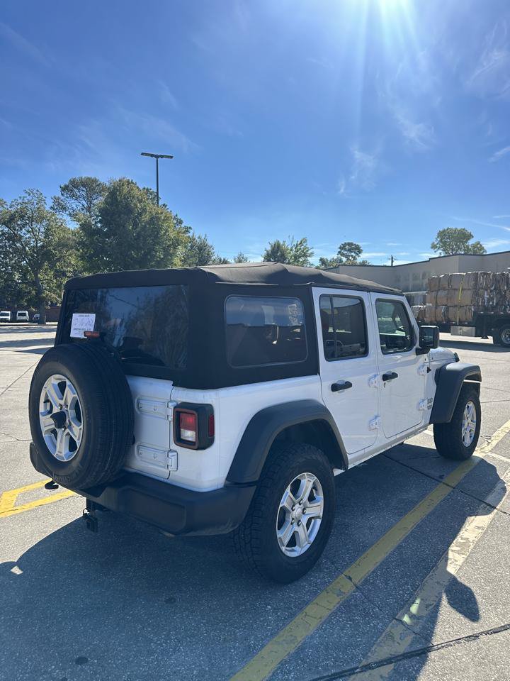 Used 2018 Jeep Wrangler Unlimited Sport S AWD/4WD image 3