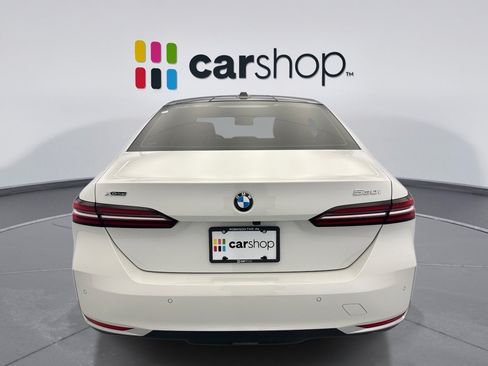 Used 2025 BMW 530i xDrive w/ Executive Package AWD/4WD image 4