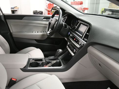Used 2018 Hyundai Sonata SEL w/ Cargo Package image 28