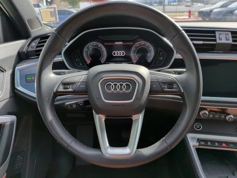 Used 2023 Audi Q3 2.0T Premium Plus w/ Premium Plus Package image 18