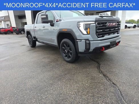 Used 2024 GMC Sierra 2500 AT4 w/ AT4 Premium Plus Package AWD/4WD image 3