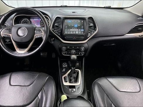 Used 2014 Jeep Cherokee Limited w/ Luxury Group AWD/4WD image 15