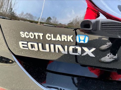 Used 2022 Chevrolet Equinox LS image 22