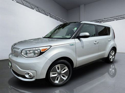 Used 2017 Kia Soul EV + w/ Sun & Fun Package FWD image 25