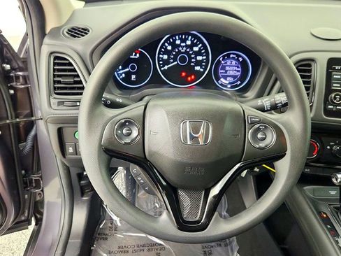 Used 2019 Honda HR-V LX image 13