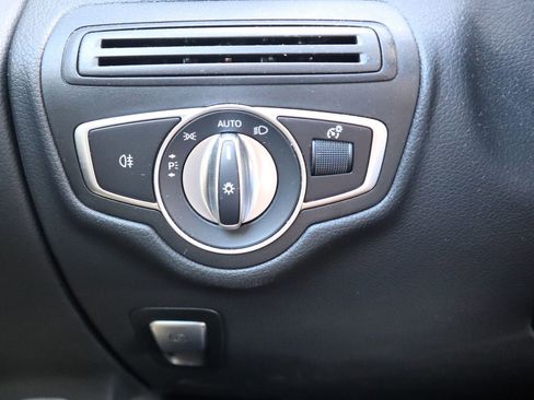 Certified 2022 Mercedes-Benz GLC 300 4MATIC image 22