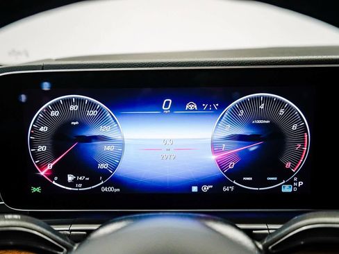 Used 2025 Mercedes-Benz GLS 450 4MATIC image 26