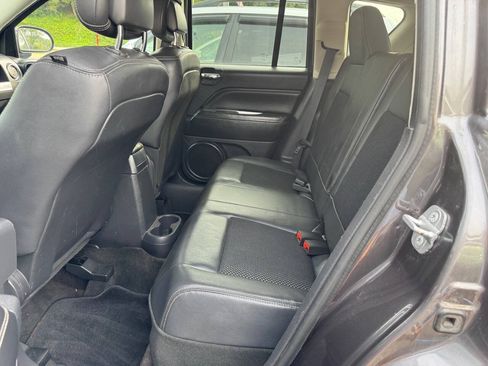 Used 2014 Jeep Compass Latitude AWD/4WD image 10
