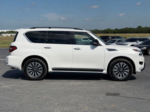Used 2023 Nissan Armada SL w/ Midnight Edition Package RWD image 4