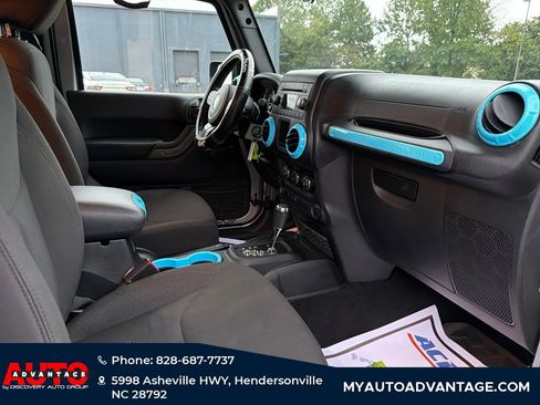 Used 2017 Jeep Wrangler Sport w/ Connectivity Group image 20