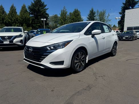 New 2025 Nissan Versa SV w/ Trunk Package image 1
