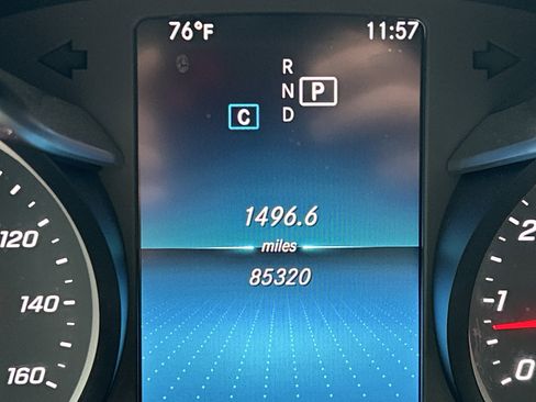Used 2019 Mercedes-Benz C 300 Sedan image 24