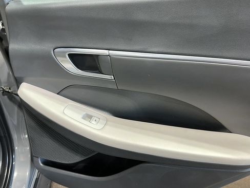 Used 2023 Hyundai Sonata Blue FWD image 15