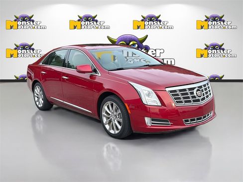 Used 2014 Cadillac XTS Luxury image 3