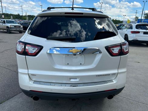 Used 2015 Chevrolet Traverse LTZ AWD/4WD image 6