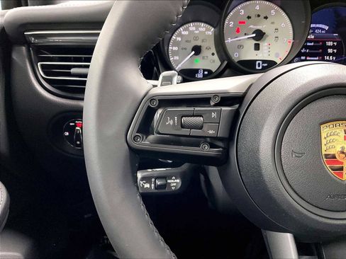 New 2026 Porsche Macan Turbo image 19