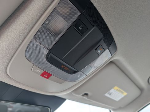 Certified 2023 Kia Niro Wind FWD image 32