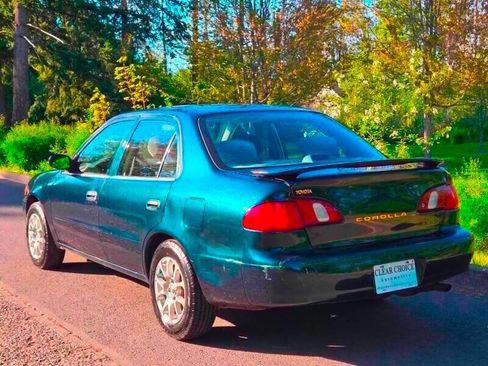 Used 1999 Toyota Corolla LE image 5