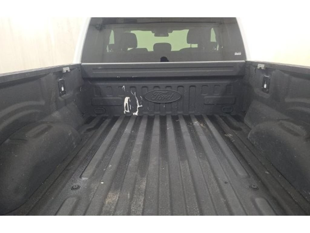 Used 2016 Ford F150 XLT AWD/4WD image 11