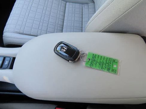 Used 2024 Honda HR-V LX image 24