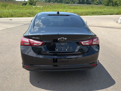 Used 2019 Chevrolet Malibu LT w/ Driver Confidence Package FWD image 4