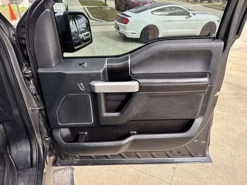 Certified 2018 Ford F150 Platinum w/ Equipment Group 701A Luxury image 15