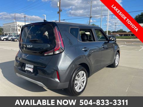 Used 2023 Kia Soul LX FWD image 5