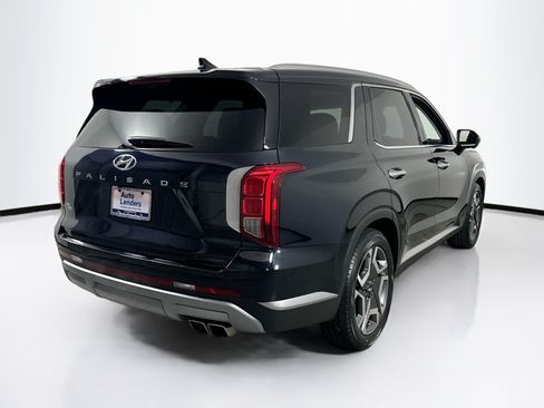 Used 2023 Hyundai Palisade SEL FWD image 5