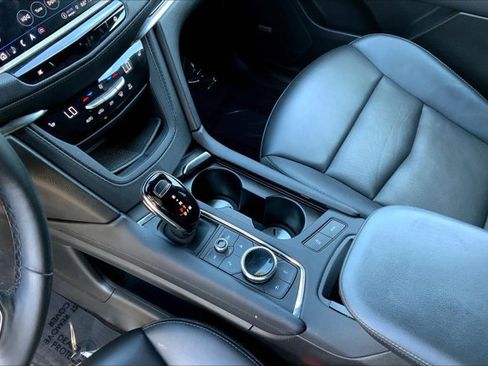 Used 2023 Cadillac XT5 Premium Luxury w/ LPO, Floor Liner Package image 17