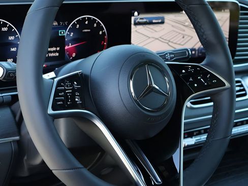 New 2026 Mercedes-Benz GLE 350 4MATIC image 18