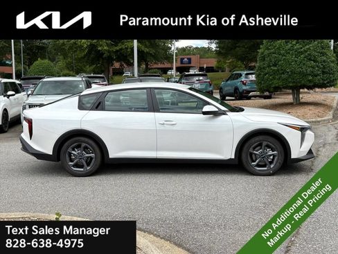 New 2026 Kia K4 FWD image 7