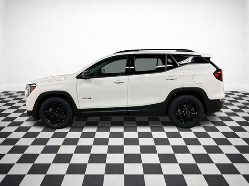 Certified 2022 GMC Terrain AT4 w/ Infotainment Package II AWD/4WD image 6