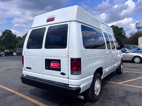 Used 2007 Ford E-250 and Econoline 250 RWD image 6