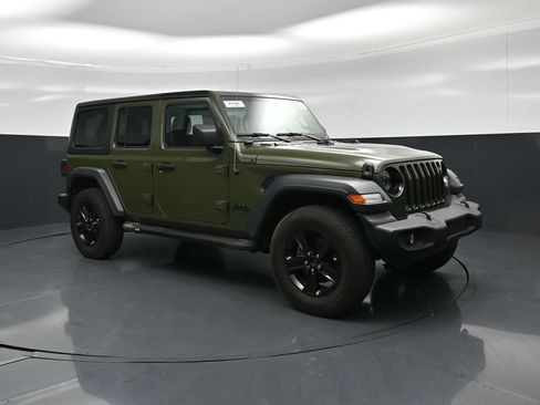Used 2021 Jeep Wrangler Unlimited Sport AWD/4WD image 21