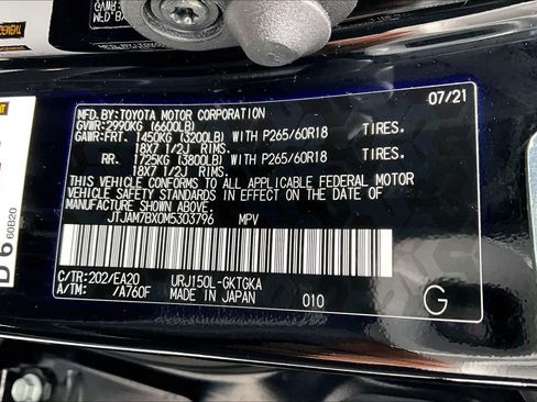 Used 2021 Lexus GX 460 Premium w/ Premium Package AWD/4WD image 37