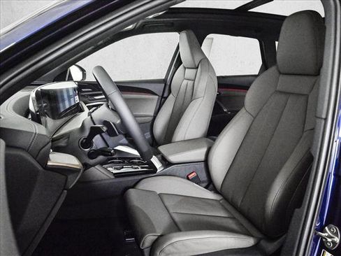 New 2026 Audi Q5 Premium AWD/4WD image 17