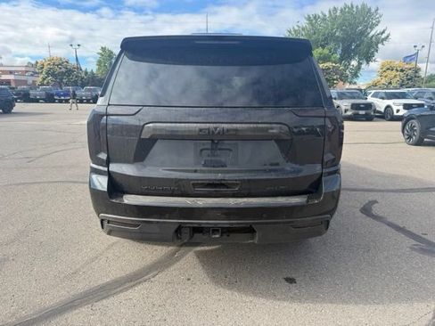 Used 2023 GMC Yukon SLT AWD/4WD image 9
