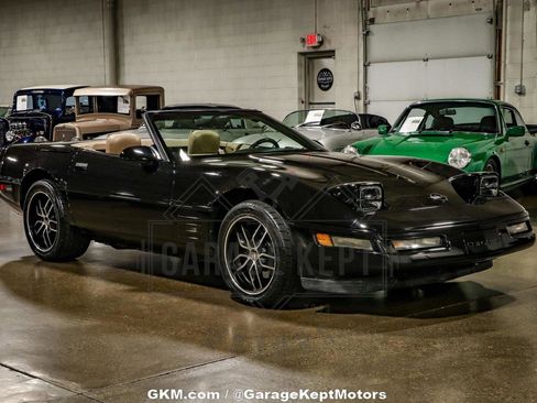 Used 1992 Chevrolet Corvette Convertible image 40