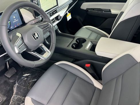 New 2026 Honda Prologue Touring image 7