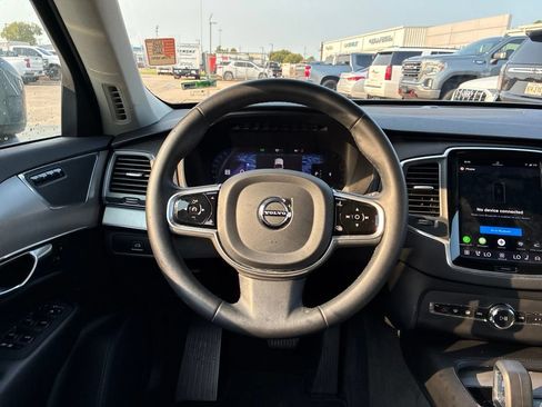 Used 2023 Volvo XC90 B5 Core w/ Protection Package Premier AWD/4WD image 17