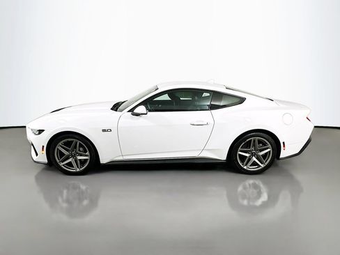 Used 2024 Ford Mustang GT Premium RWD image 5