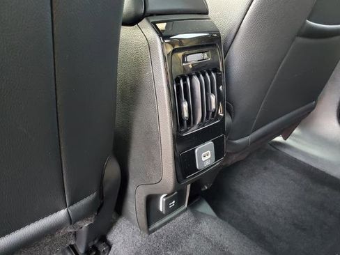 New 2026 Jeep Compass Limited image 24