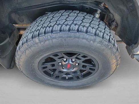 Used 2018 Toyota 4Runner SR5 image 11