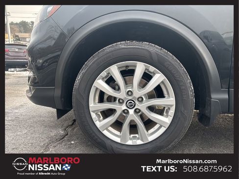 Certified 2022 Nissan Rogue Sport SV w/ Technology Package image 11