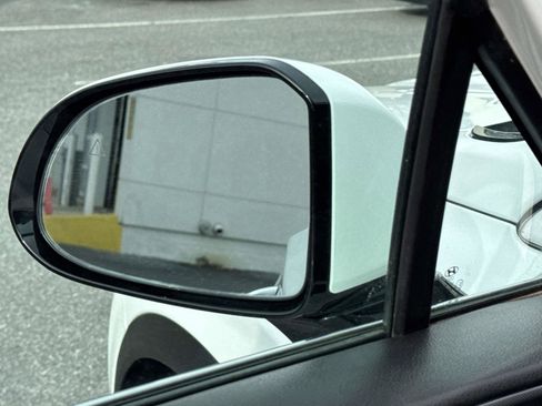 Used 2023 Hyundai Santa Fe SEL image 17