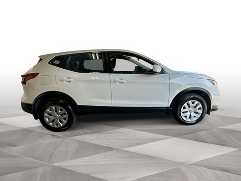 Used 2020 Nissan Rogue Sport S FWD image 9