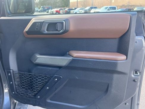 Used 2023 Ford Bronco Outer Banks image 10
