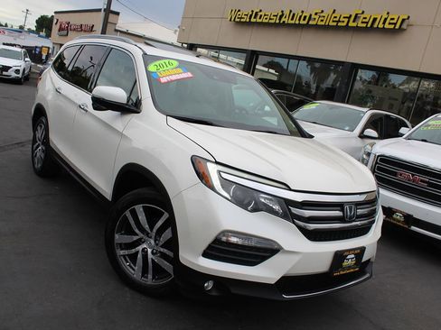 Used 2016 Honda Pilot Touring image 40