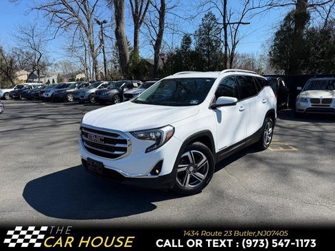 Used 2019 GMC Terrain SLT image 1